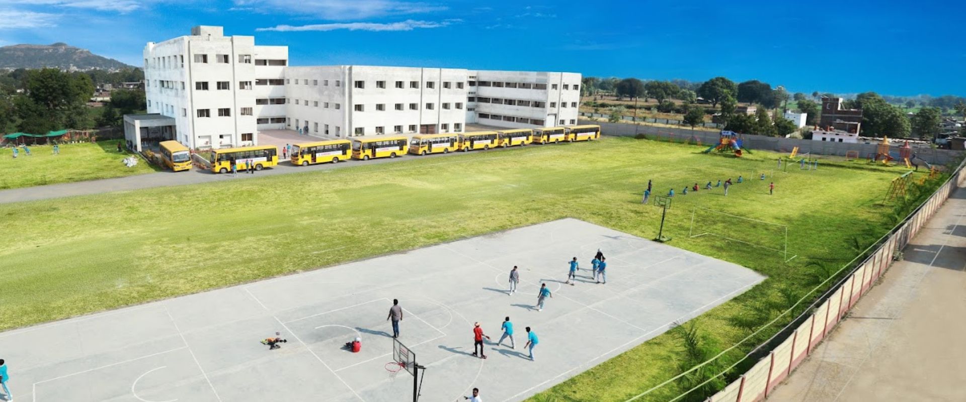 Sardana International School