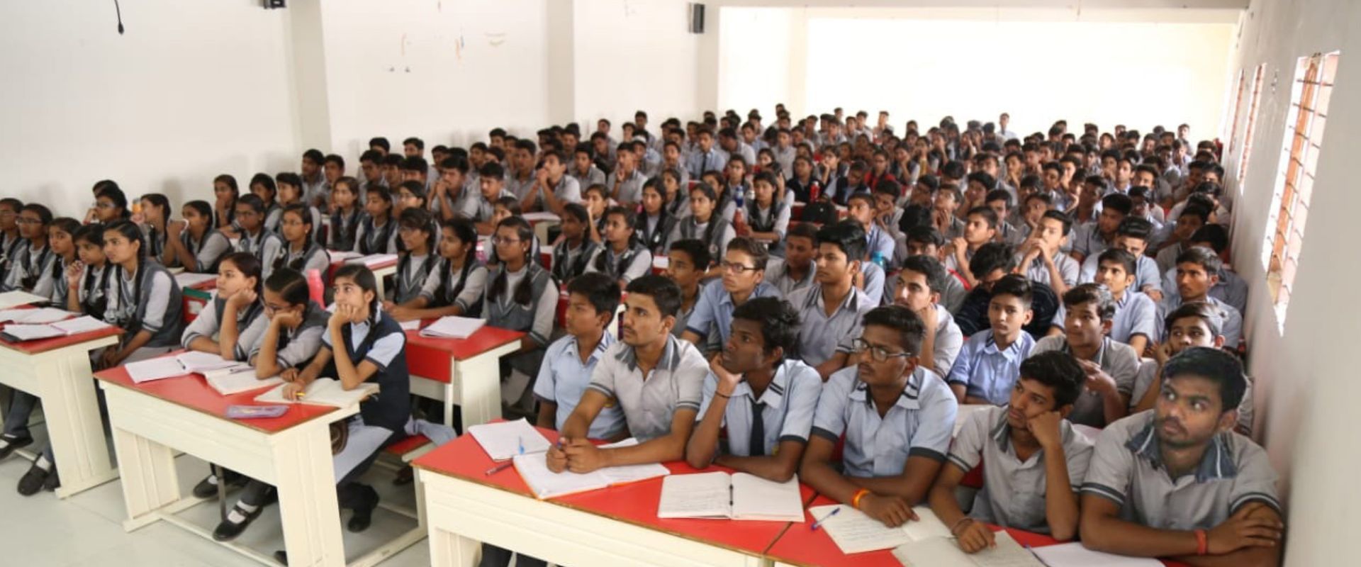 Sardana International School